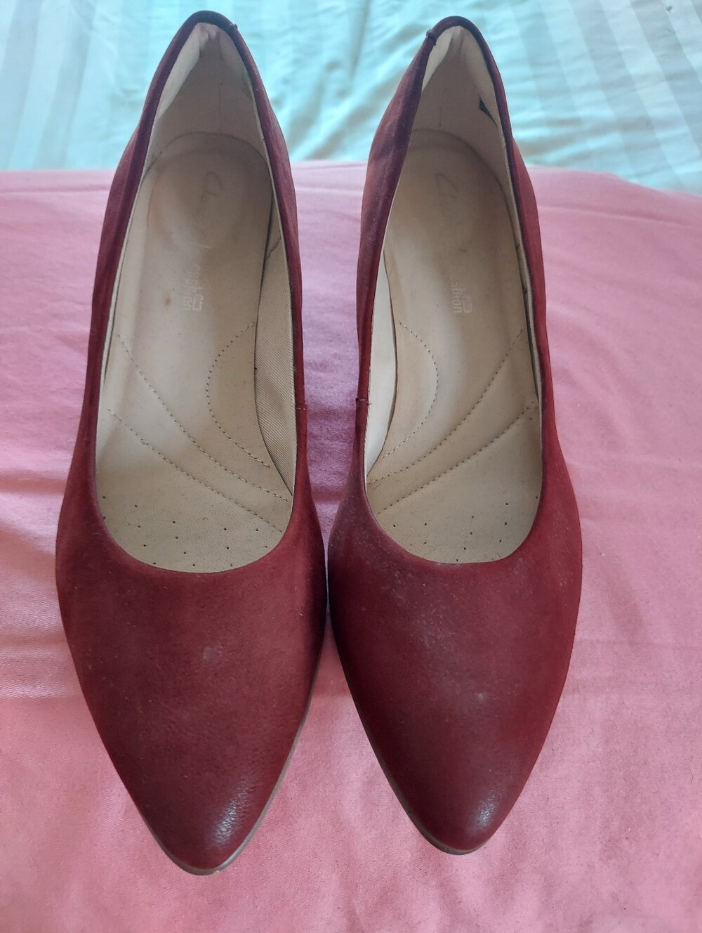 NWT Clarks Mena Bloom Pumps